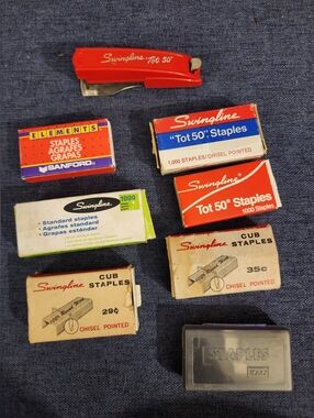 Vintage Mini Swingline "Tot 50" Stapler With Staples